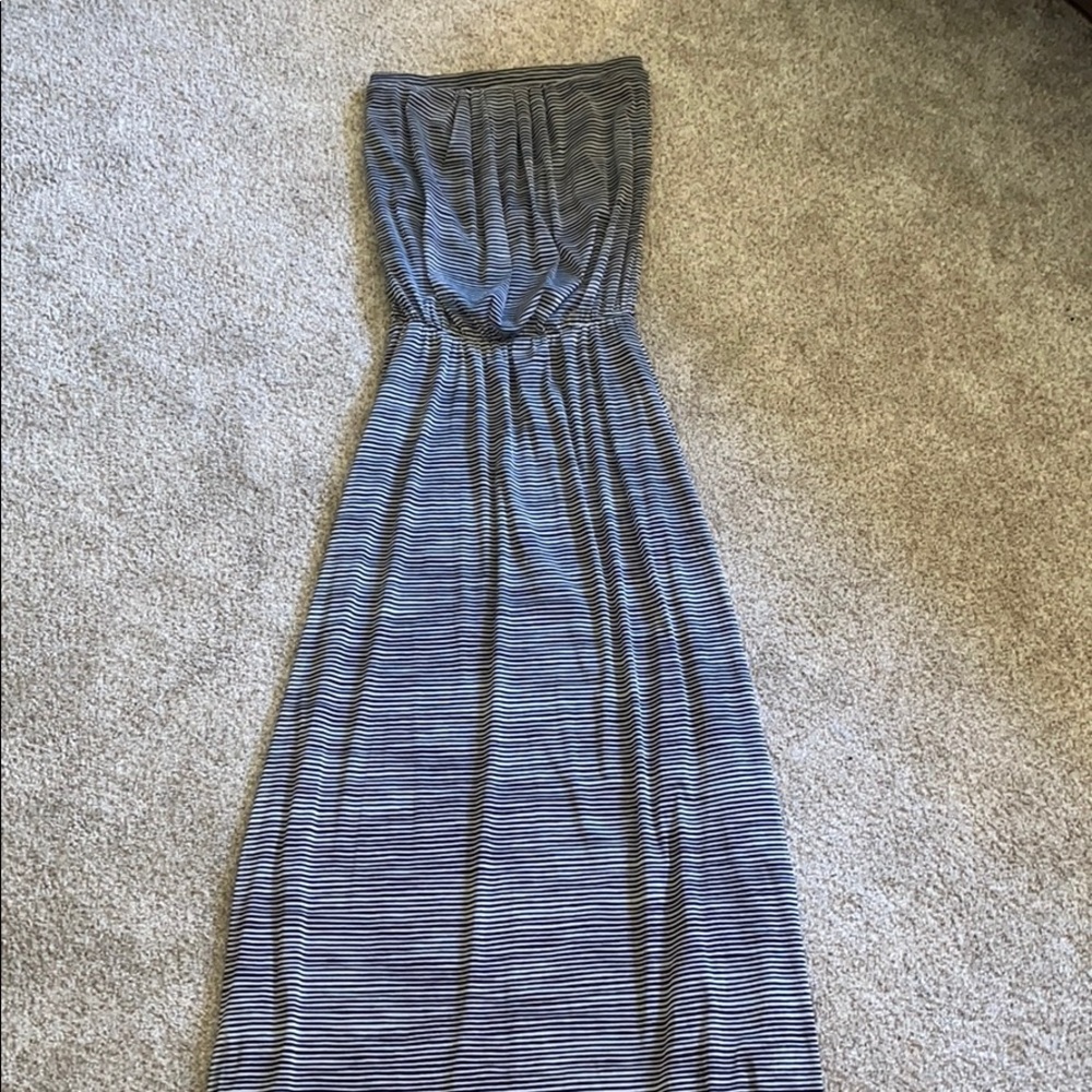 Striped strapless maxi dress